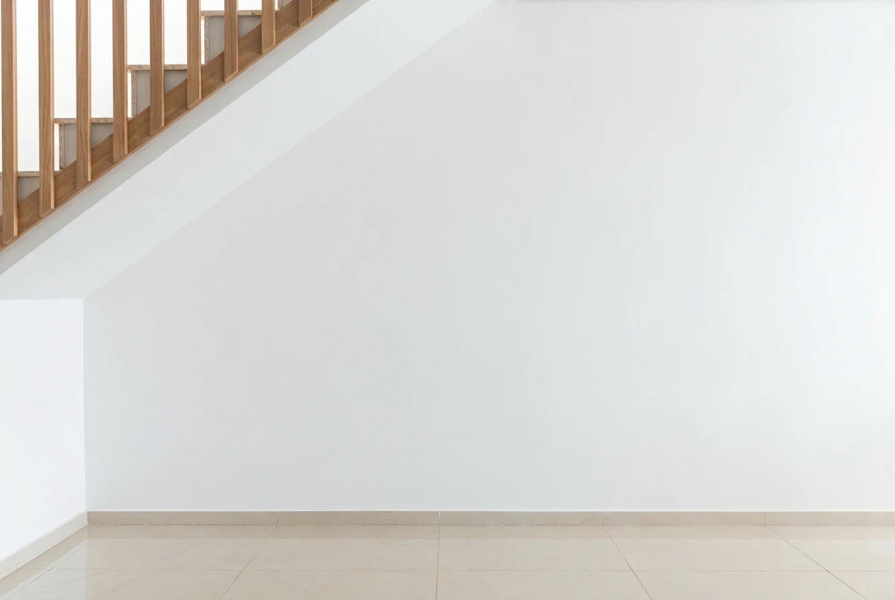 EspaÃ§o antes da instalaÃ§Ã£o do mÃ³vel ripado minimalista